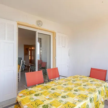 Confortable A Aiguebelle Avec Terrasse Et Parking Prive - Fr-1-816-13 Le Lavandou