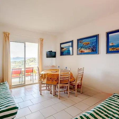 Confortable A Aiguebelle Avec Terrasse Et Parking Prive - Fr-1-816-13 Apartment *